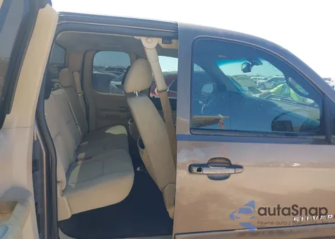 2008 Chevrolet Silverado 1500 Lt1 z USA, uszkodzony, nr VIN 1GCEC19JX8Z281567